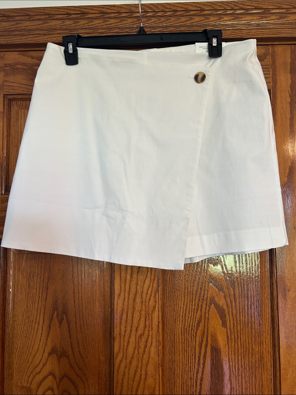 NWT Chico’s Skort in Size 2.5 (14)